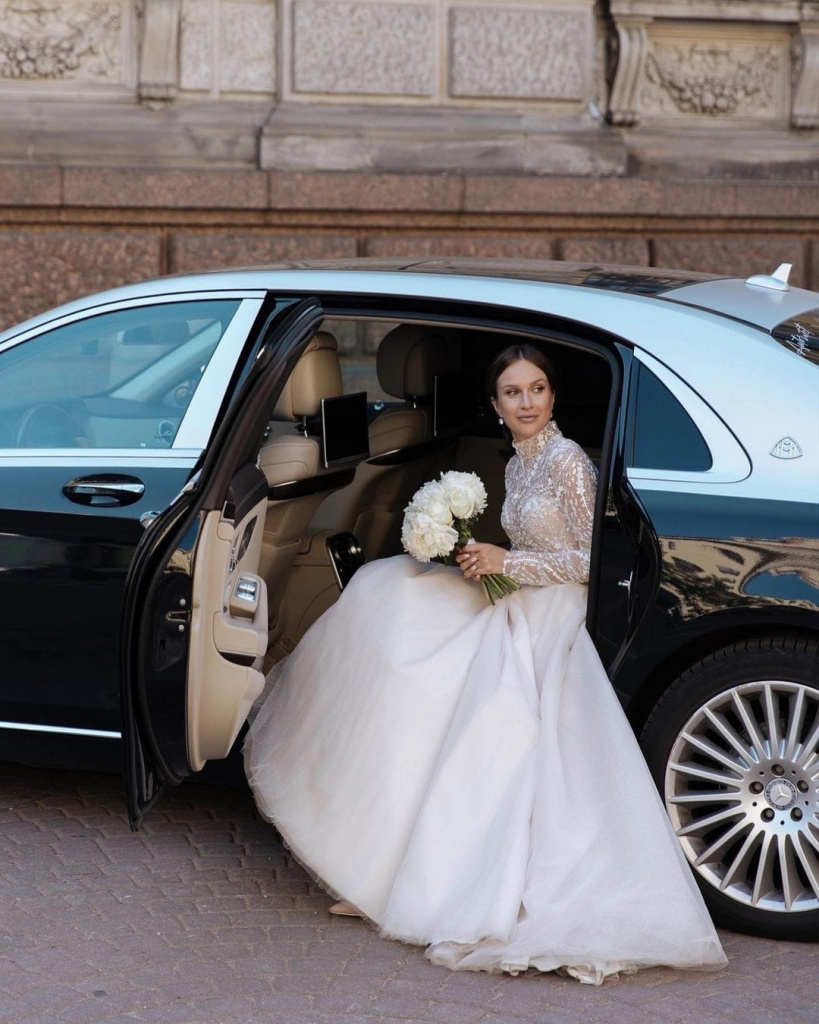 Невеста в свадебном платье Анны Кузнецовой. Салон Дворянка